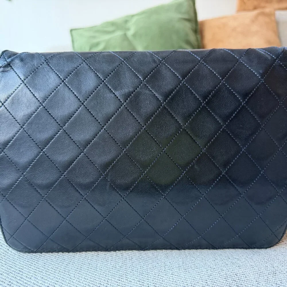 Vintage Chanel Medium Classic Flap Bag Black Lambskin GHW 25cm